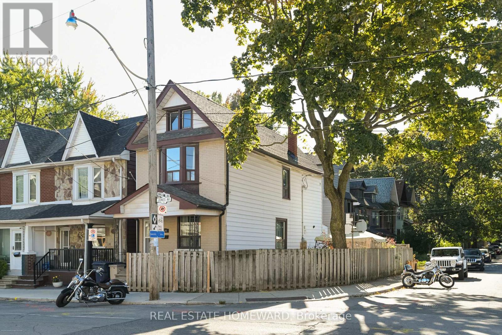 116 Jones Avenue, Toronto (South Riverdale), Ontario  M4M 2Z8 - Photo 2 - E12442221