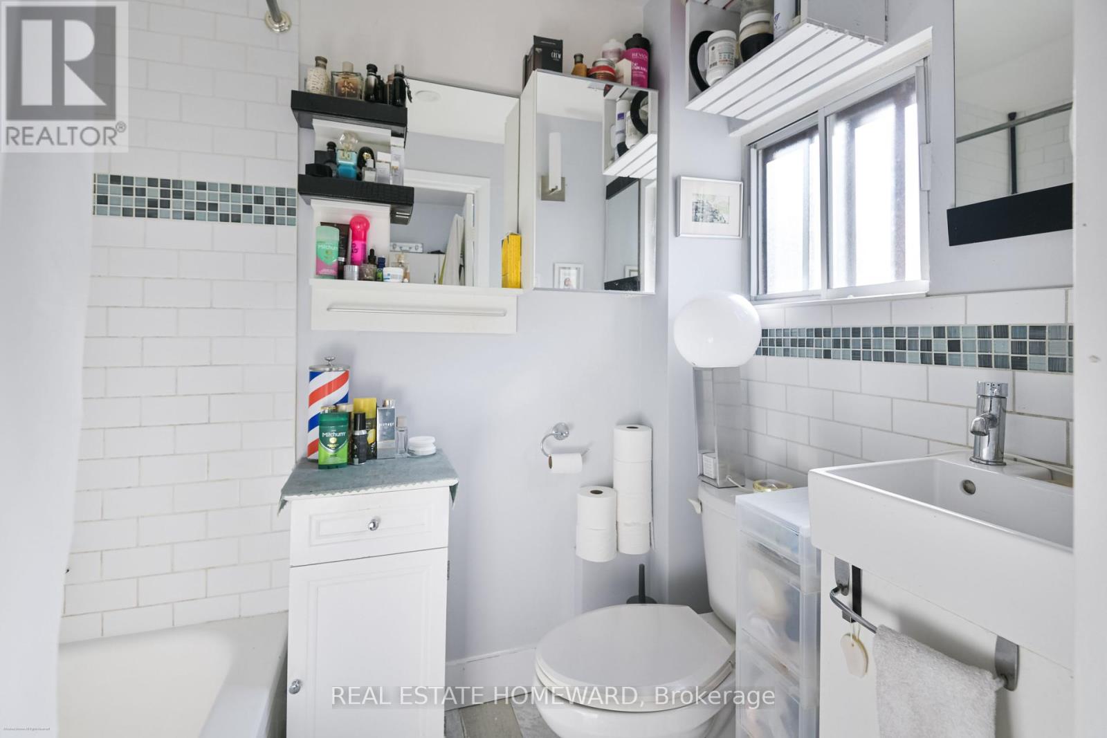 116 Jones Avenue, Toronto (South Riverdale), Ontario  M4M 2Z8 - Photo 24 - E12442221