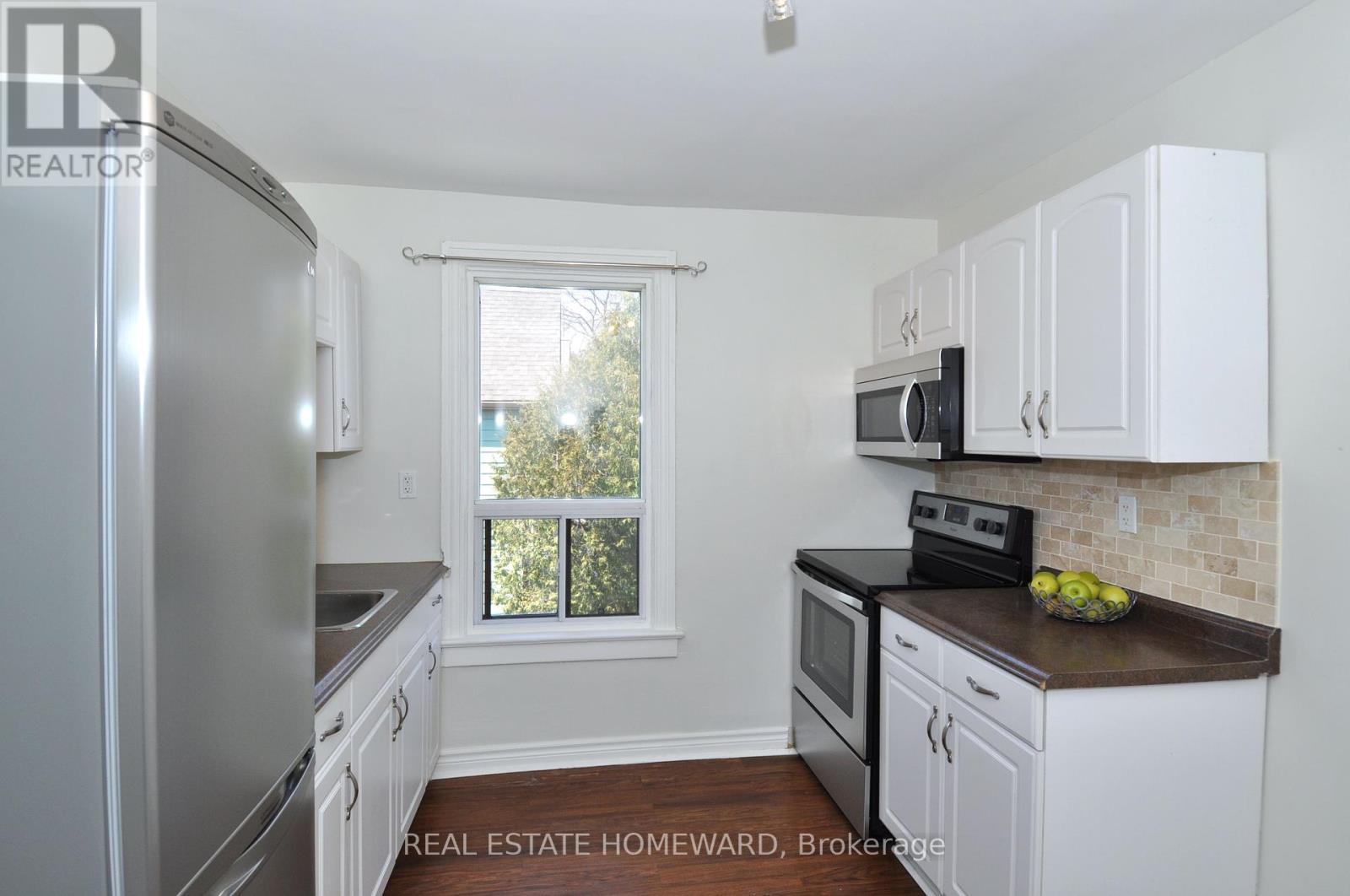 116 Jones Avenue, Toronto (South Riverdale), Ontario  M4M 2Z8 - Photo 5 - E12442221