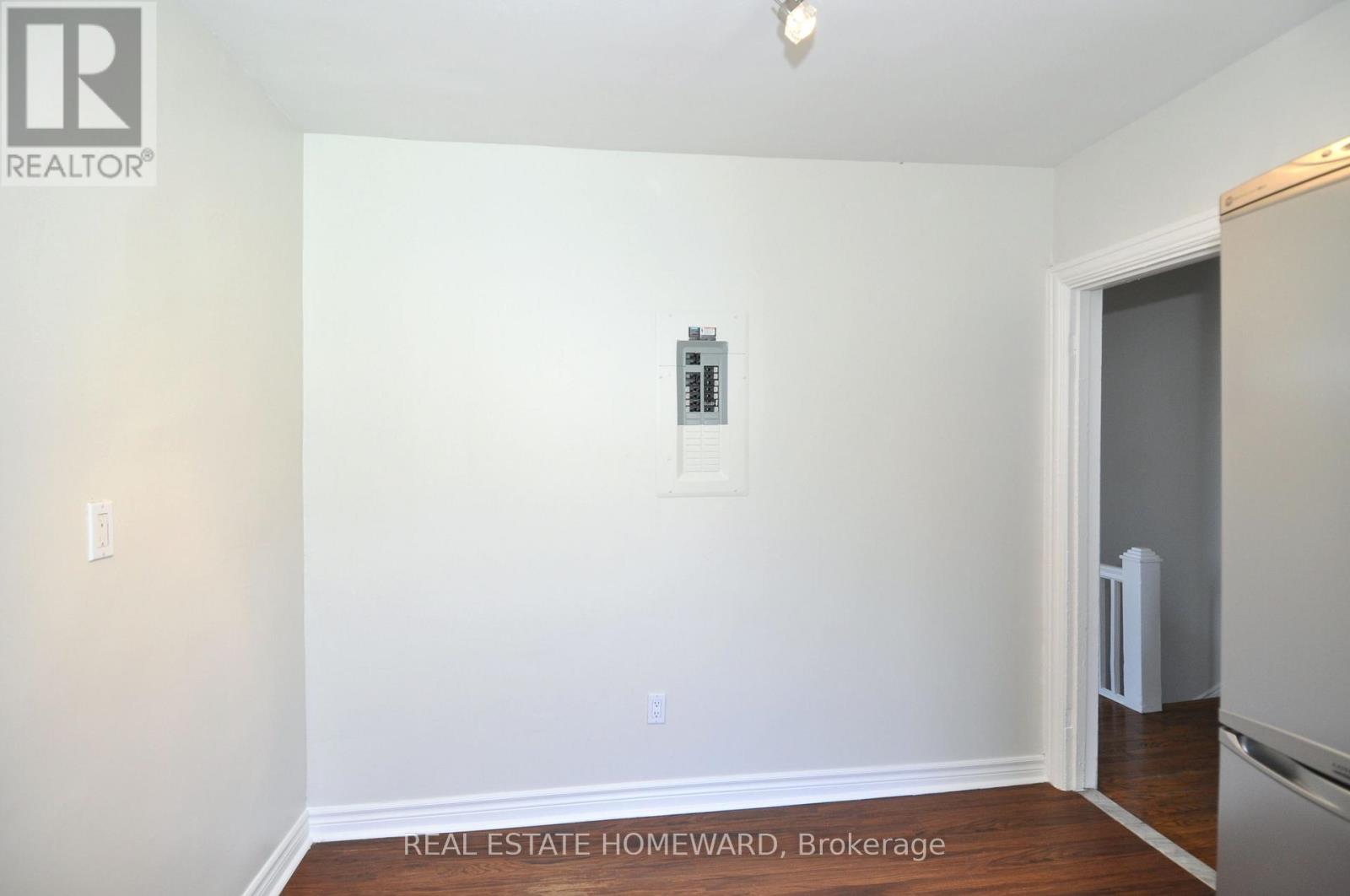 116 Jones Avenue, Toronto (South Riverdale), Ontario  M4M 2Z8 - Photo 7 - E12442221