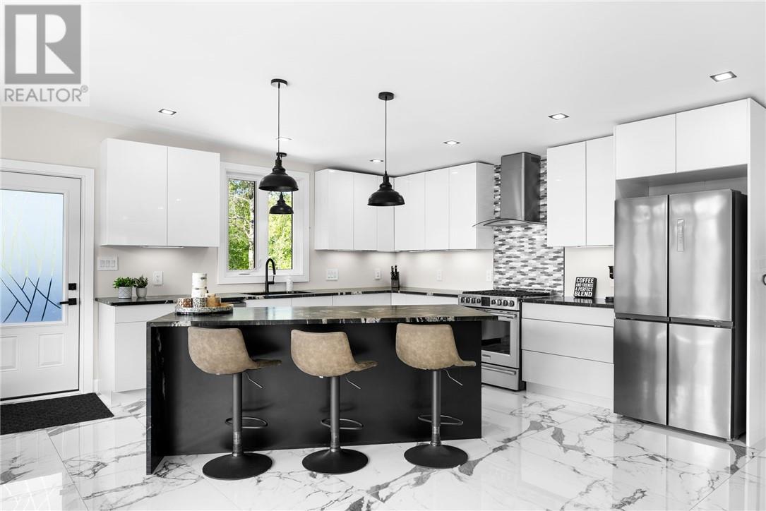 1836 Yorkshire Drive, Val Caron, Ontario  P3N 1R9 - Photo 10 - 2125062