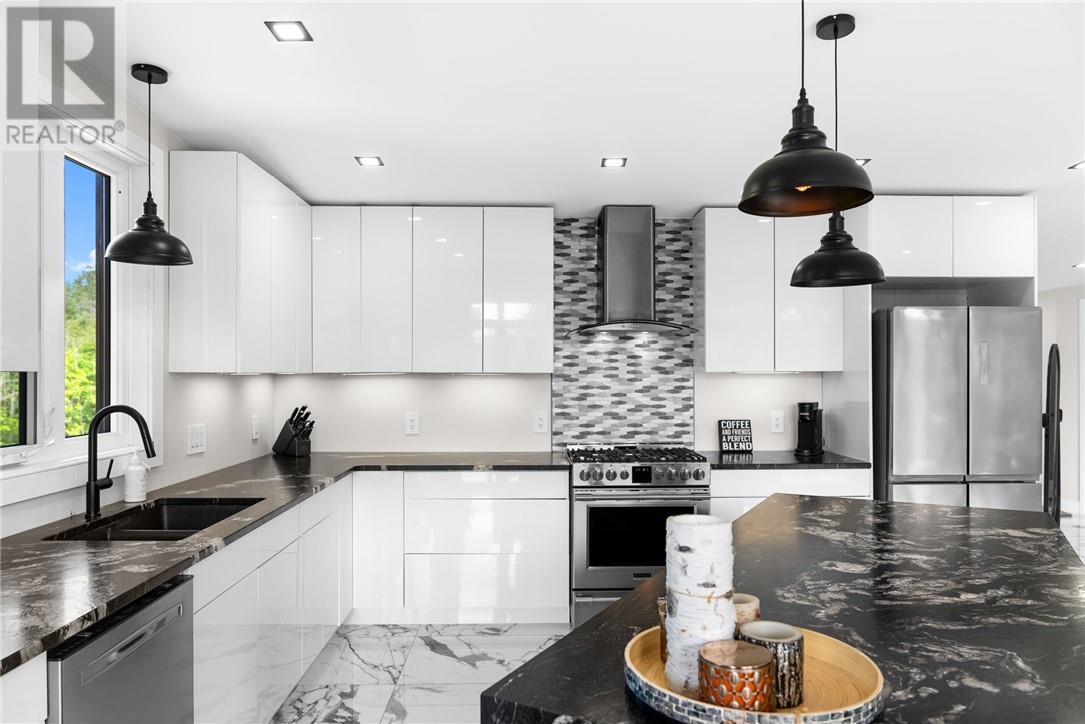 1836 Yorkshire Drive, Val Caron, Ontario  P3N 1R9 - Photo 11 - 2125062