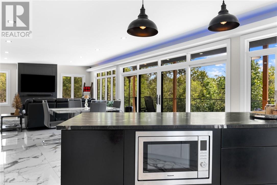 1836 Yorkshire Drive, Val Caron, Ontario  P3N 1R9 - Photo 16 - 2125062