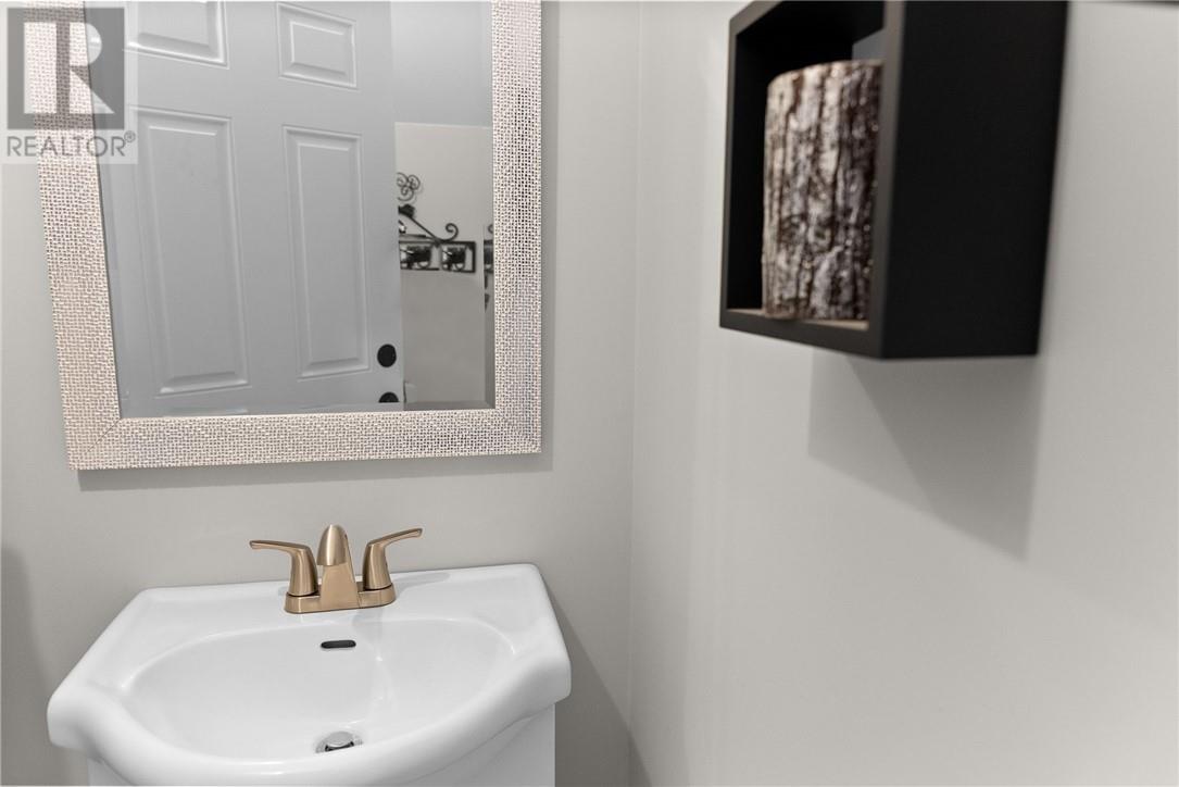 1836 Yorkshire Drive, Val Caron, Ontario  P3N 1R9 - Photo 53 - 2125062