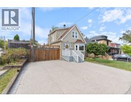 312 WEXFORD Avenue S, Hamilton, Ontario