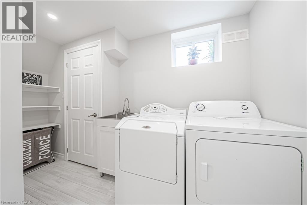 12 Quinlan Court, Hamilton, Ontario  L8W 1K1 - Photo 34 - 40773979