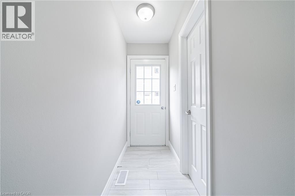 12 Quinlan Court, Hamilton, Ontario  L8W 1K1 - Photo 29 - 40773979