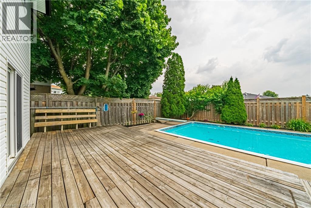 12 Quinlan Court, Hamilton, Ontario  L8W 1K1 - Photo 45 - 40773979