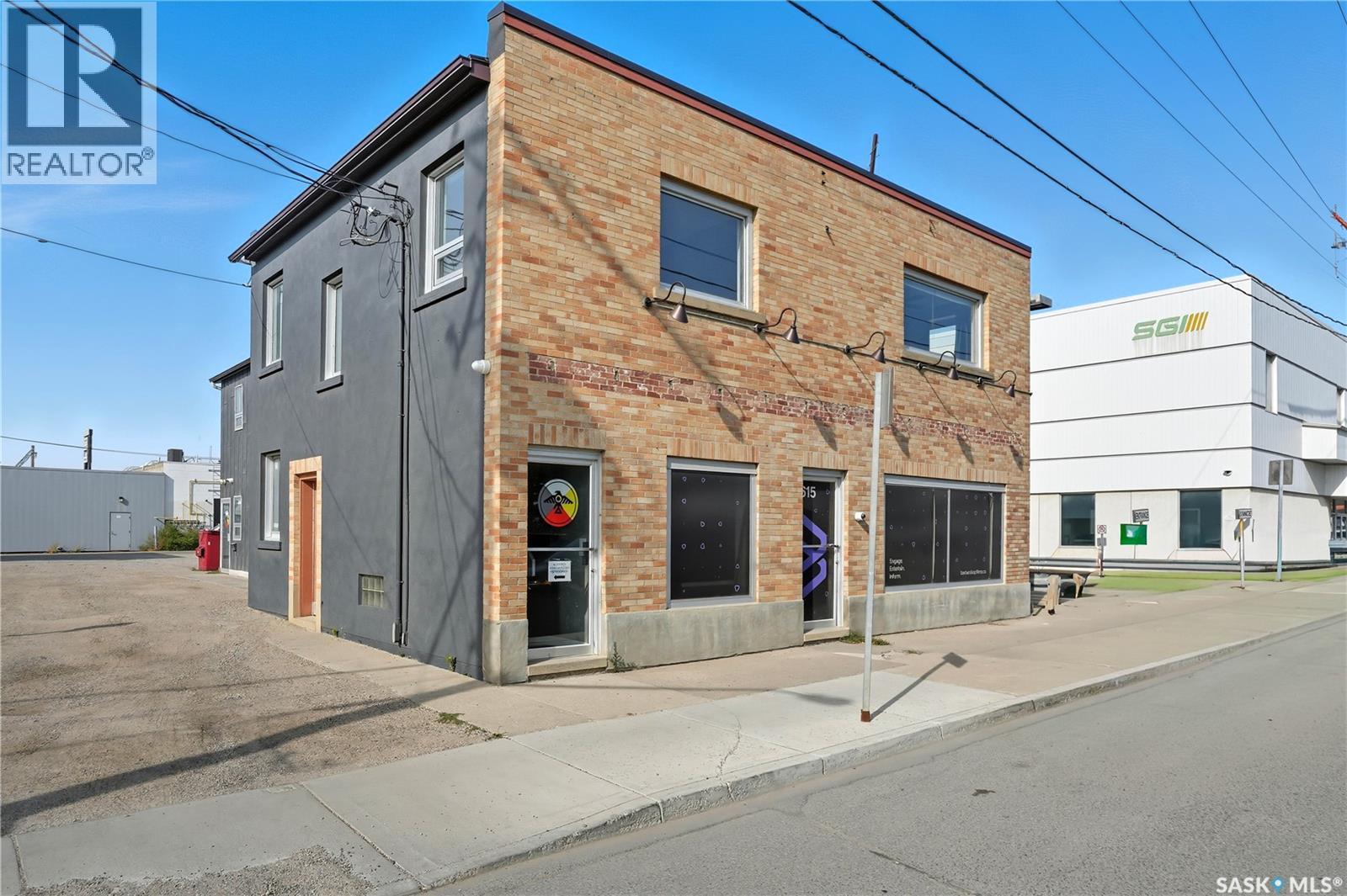 615 2nd Avenue N, Saskatoon, Saskatchewan  S7K 2C7 - Photo 1 - SK019302
