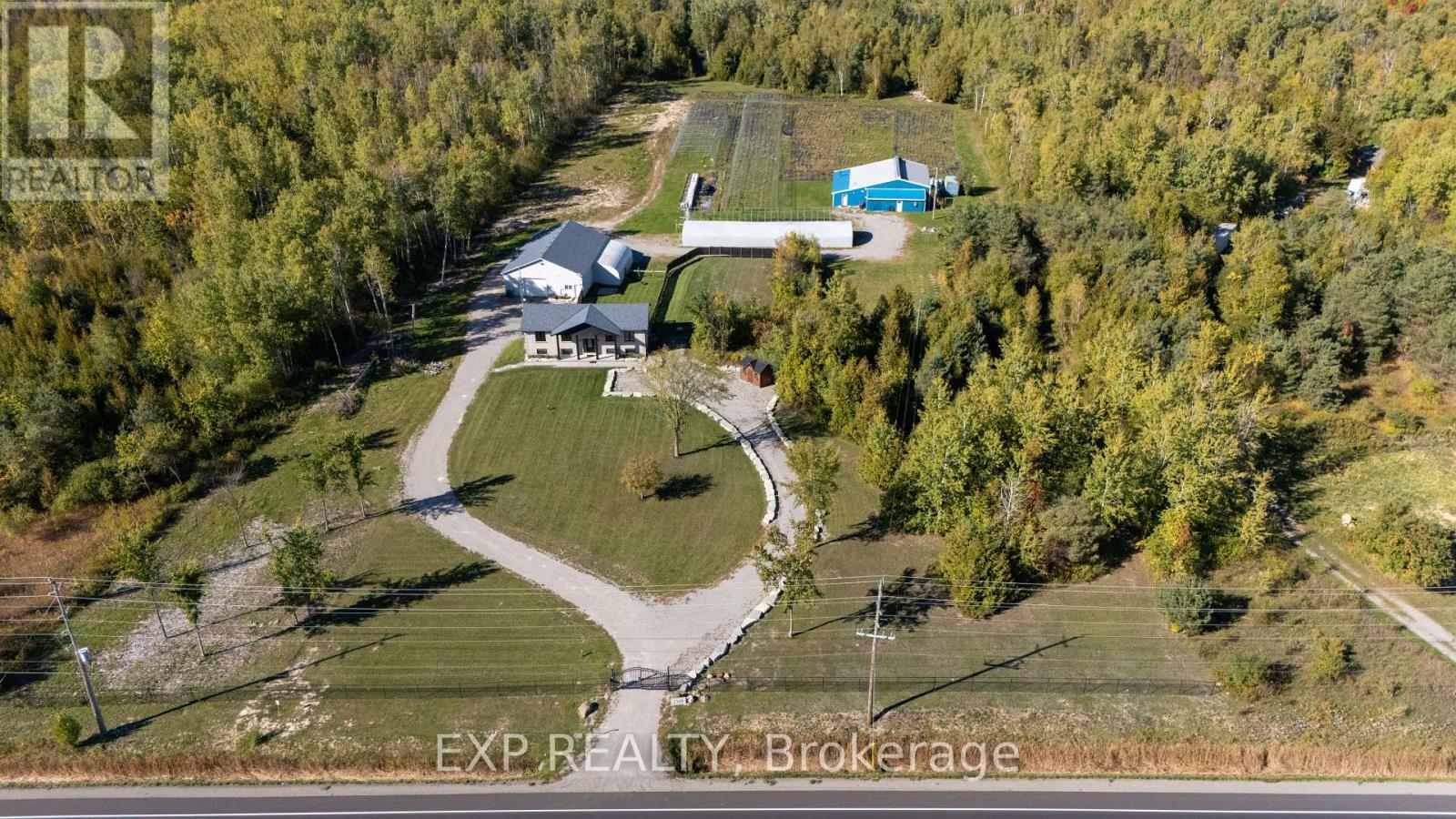 2388 Baseline Road, Georgina (Keswick North), Ontario  L4P 3E9 - Photo 1 - N12442188