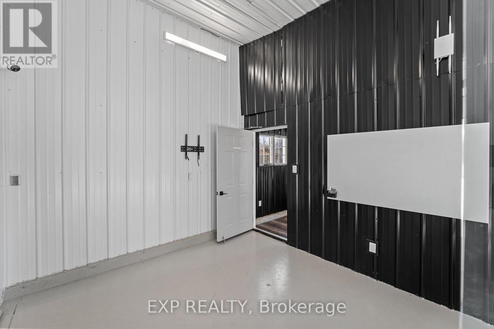 2388 Baseline Road, Georgina (Keswick North), Ontario  L4P 3E9 - Photo 28 - N12442195