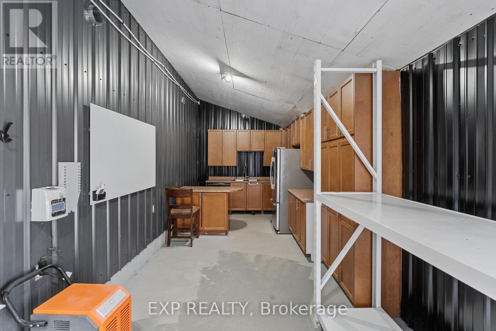 2388 Baseline Road, Georgina (Keswick North), Ontario  L4P 3E9 - Photo 31 - N12442195