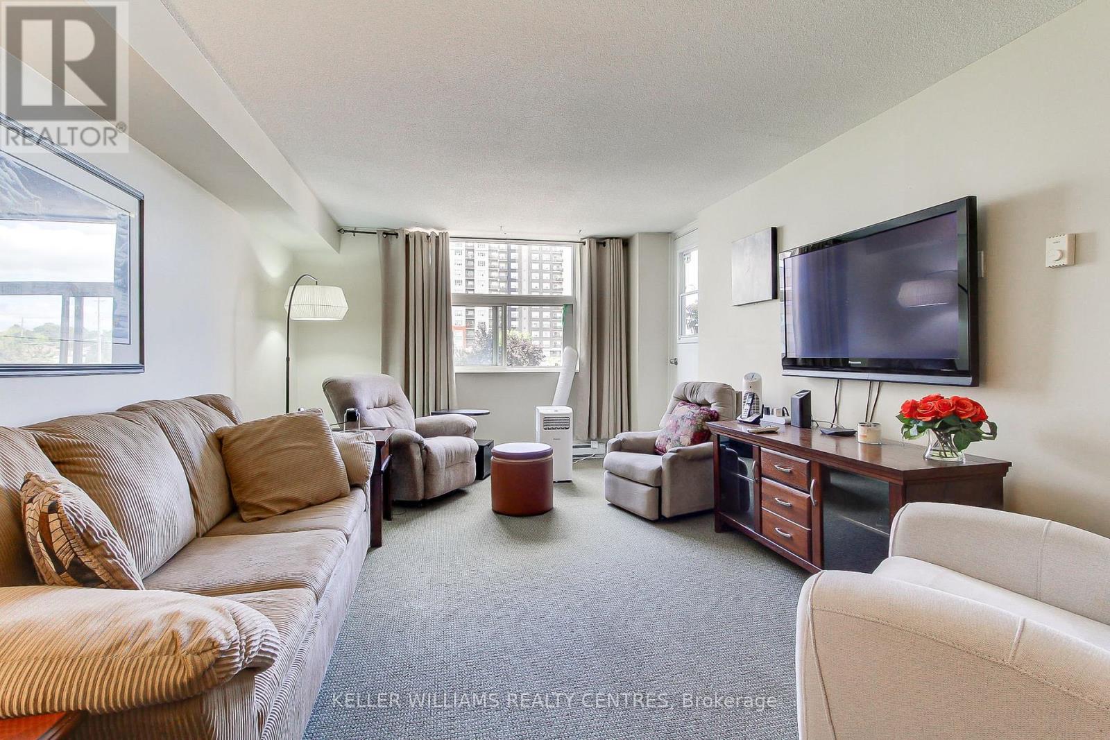 408 - 260 Davis Drive, Newmarket (Central Newmarket), Ontario  L3Y 7C3 - Photo 16 - N12442235