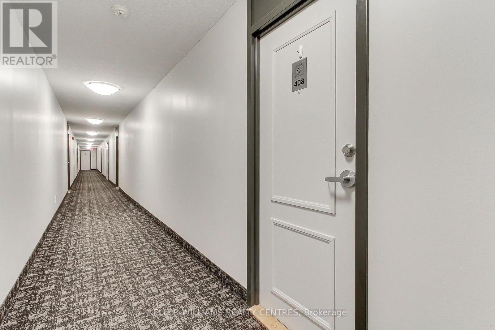 408 - 260 Davis Drive, Newmarket (Central Newmarket), Ontario  L3Y 7C3 - Photo 5 - N12442235