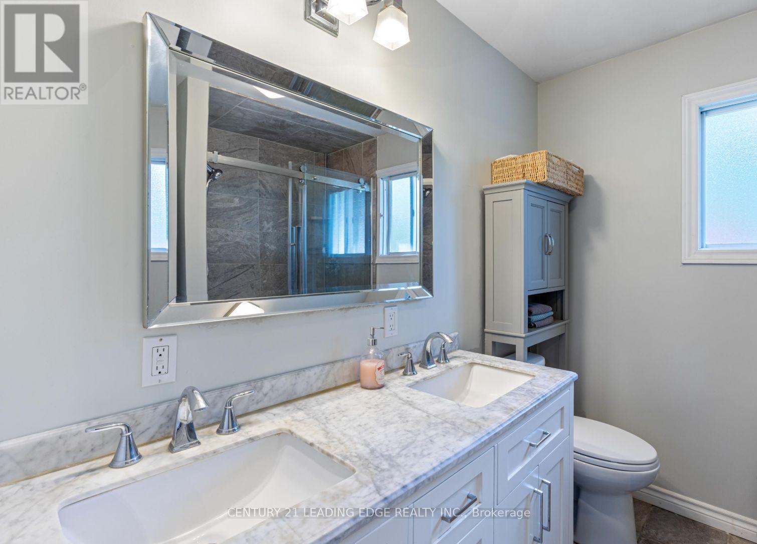 344 South Street, Whitchurch-Stouffville, Ontario  L4A 7W3 - Photo 10 - N12442254