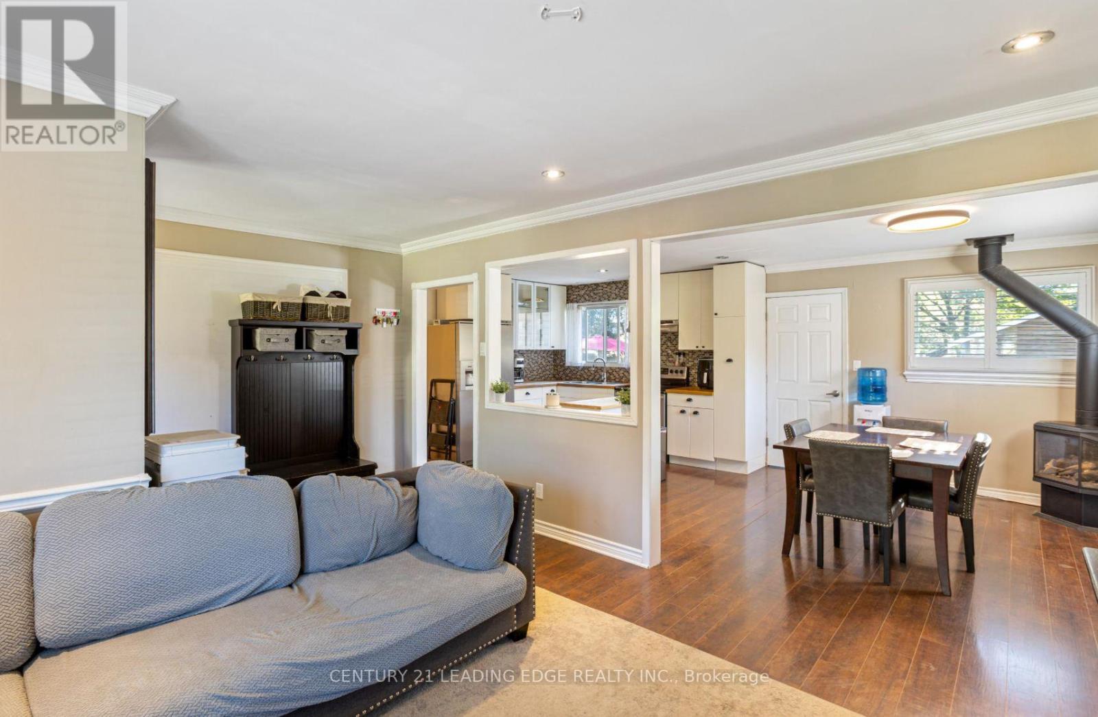 344 South Street, Whitchurch-Stouffville, Ontario  L4A 7W3 - Photo 4 - N12442254
