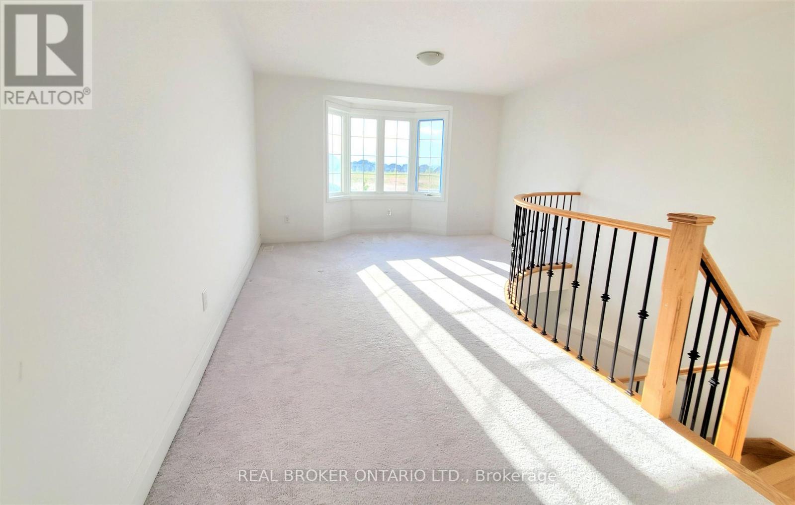 93 Dog Wood Boulevard, East Gwillimbury, Ontario  L9N 0S9 - Photo 11 - N12301538