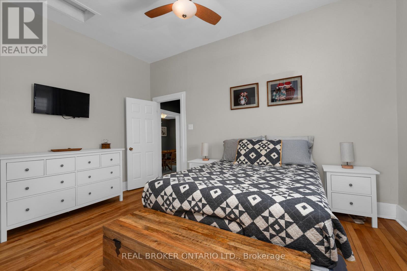38 Grove Street, Barrie (Codrington), Ontario  L4M 2N7 - Photo 23 - S12442228