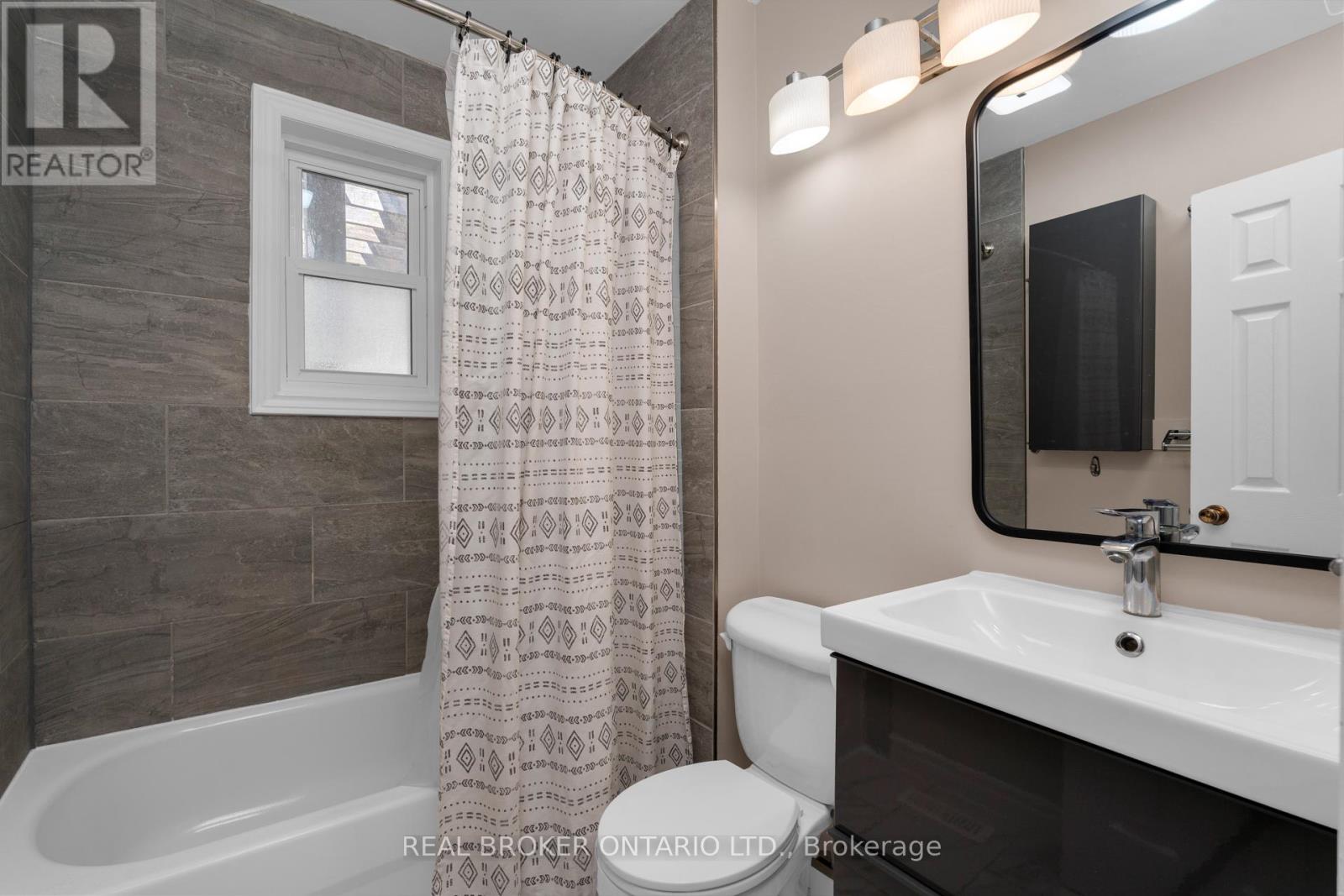 38 Grove Street, Barrie (Codrington), Ontario  L4M 2N7 - Photo 25 - S12442228