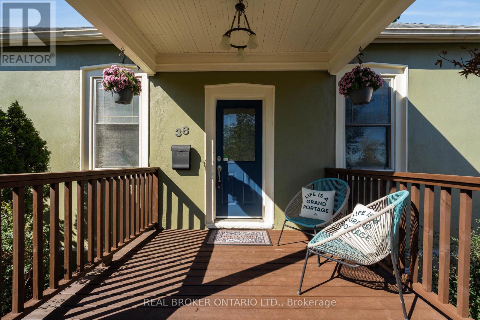 38 Grove Street, Barrie (Codrington), Ontario  L4M 2N7 - Photo 3 - S12442228