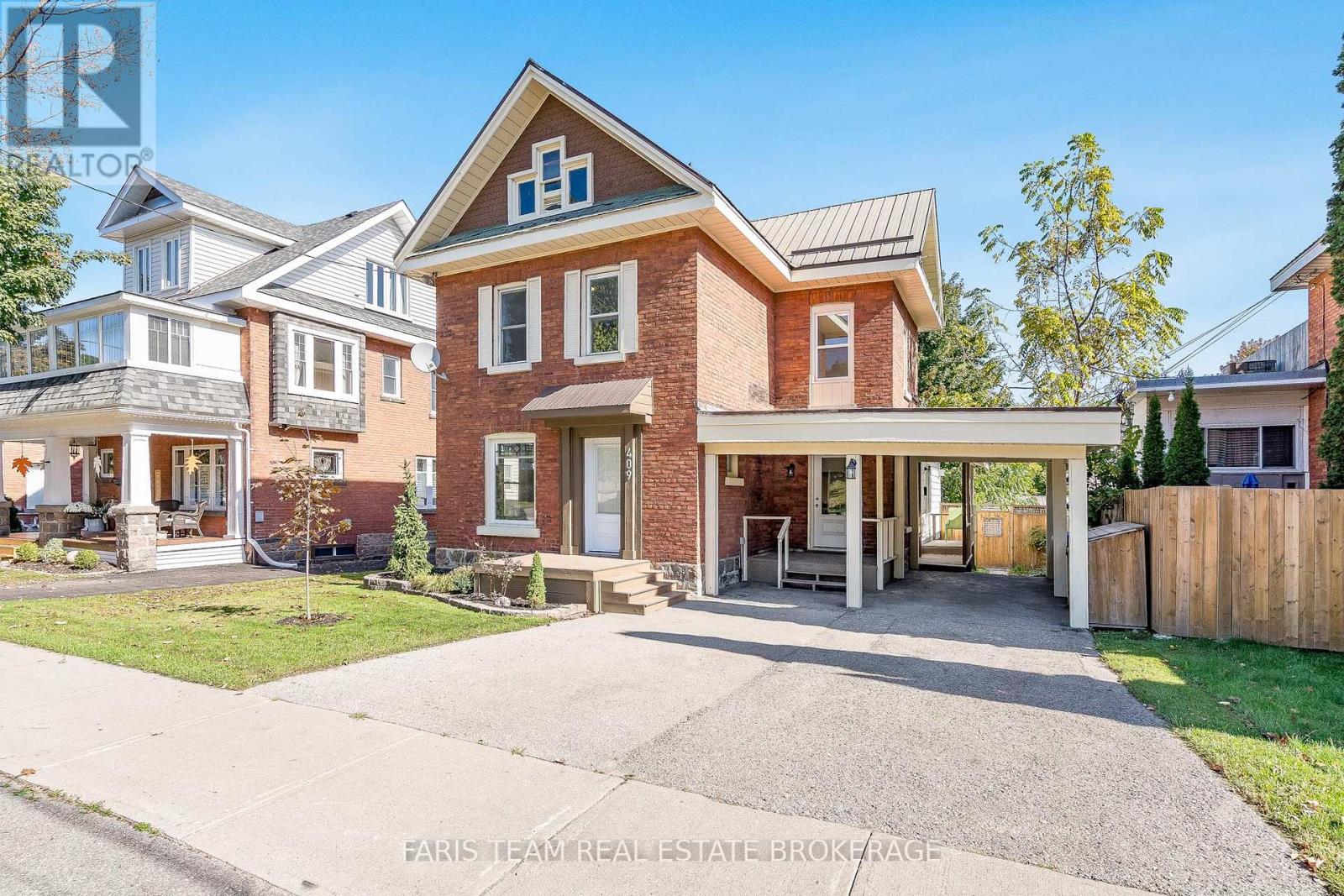 409 Queen Street, Midland, Ontario  L4R 3H9 - Photo 1 - S12442249