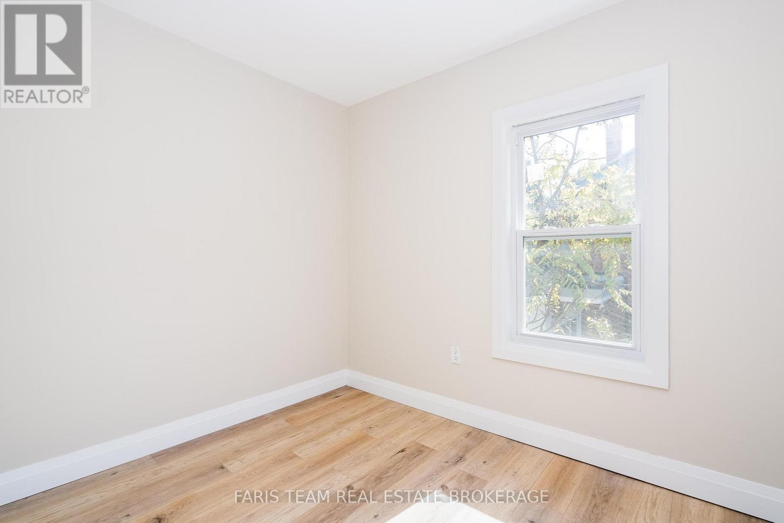 409 Queen Street, Midland, Ontario  L4R 3H9 - Photo 19 - S12442249