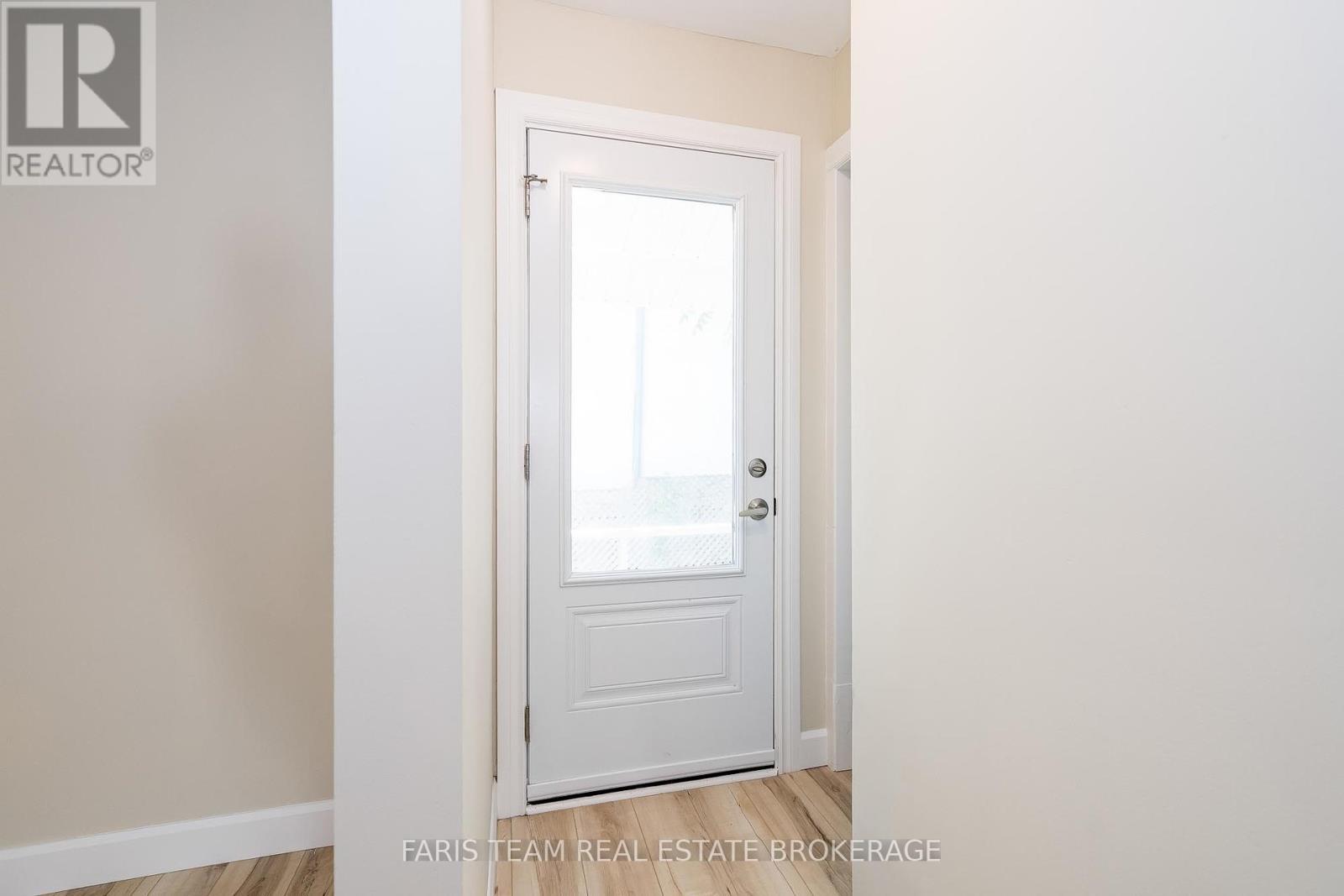 409 Queen Street, Midland, Ontario  L4R 3H9 - Photo 24 - S12442249