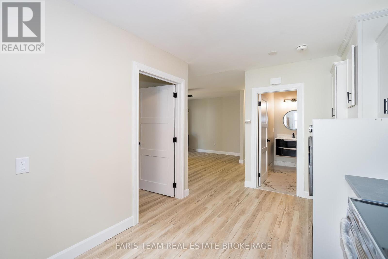 409 Queen Street, Midland, Ontario  L4R 3H9 - Photo 27 - S12442249