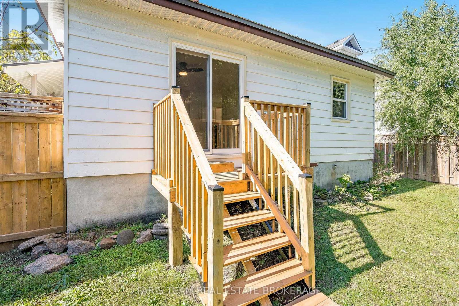 409 Queen Street, Midland, Ontario  L4R 3H9 - Photo 33 - S12442249