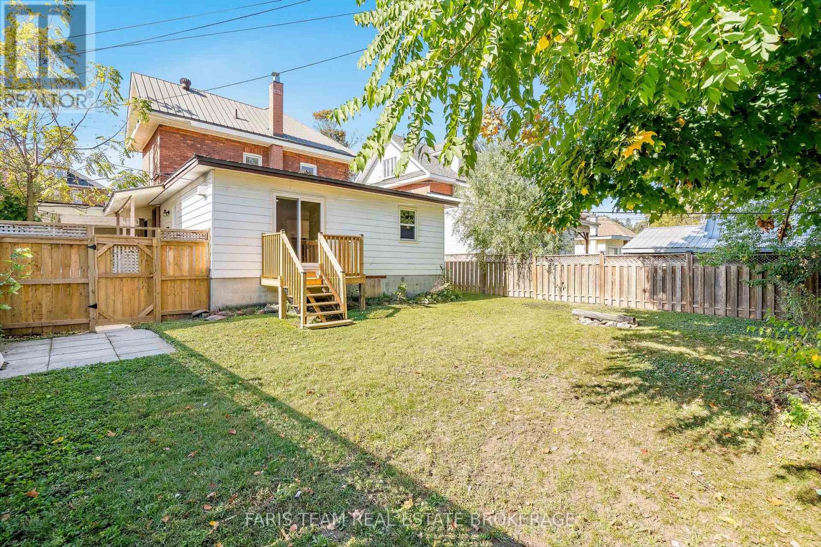 409 Queen Street, Midland, Ontario  L4R 3H9 - Photo 37 - S12442249