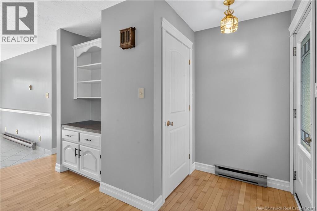 2109 Amirault Street, Dieppe, New Brunswick  E1A 7K3 - Photo 5 - NB127552
