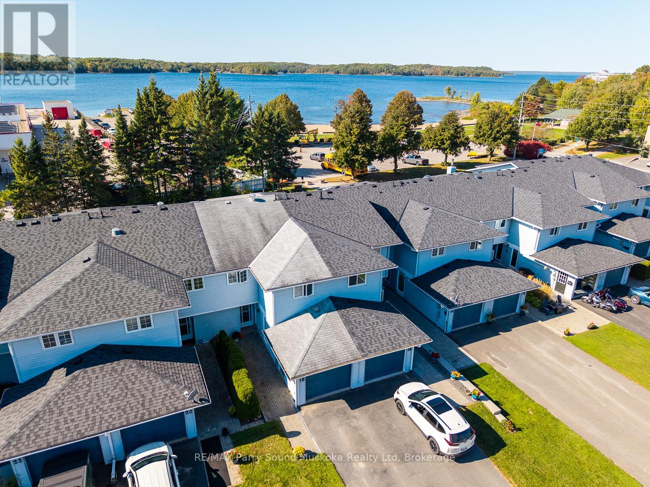 18 Georgian Bay Avenue, Parry Sound, Ontario  P2A 3B2 - Photo 49 - X12441257