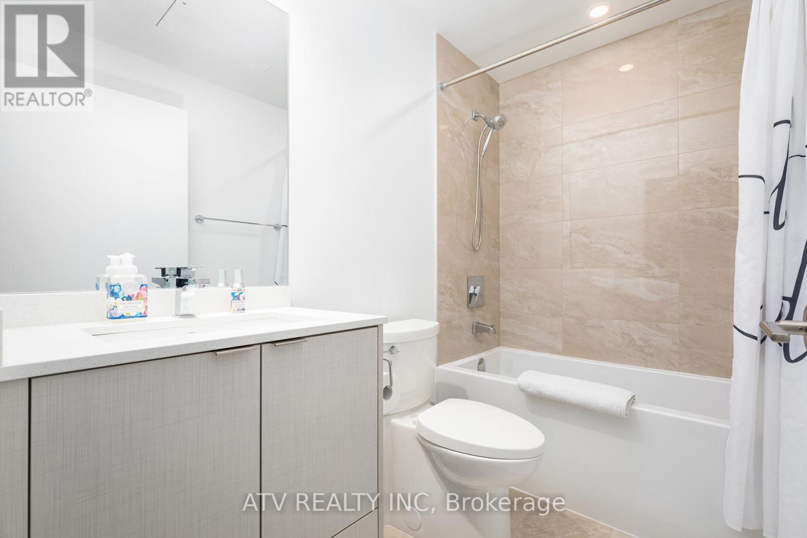 1810 - 1926 Lake Shore Boulevard W, Toronto, Ontario  M6S 1A1 - Photo 13 - W12441878