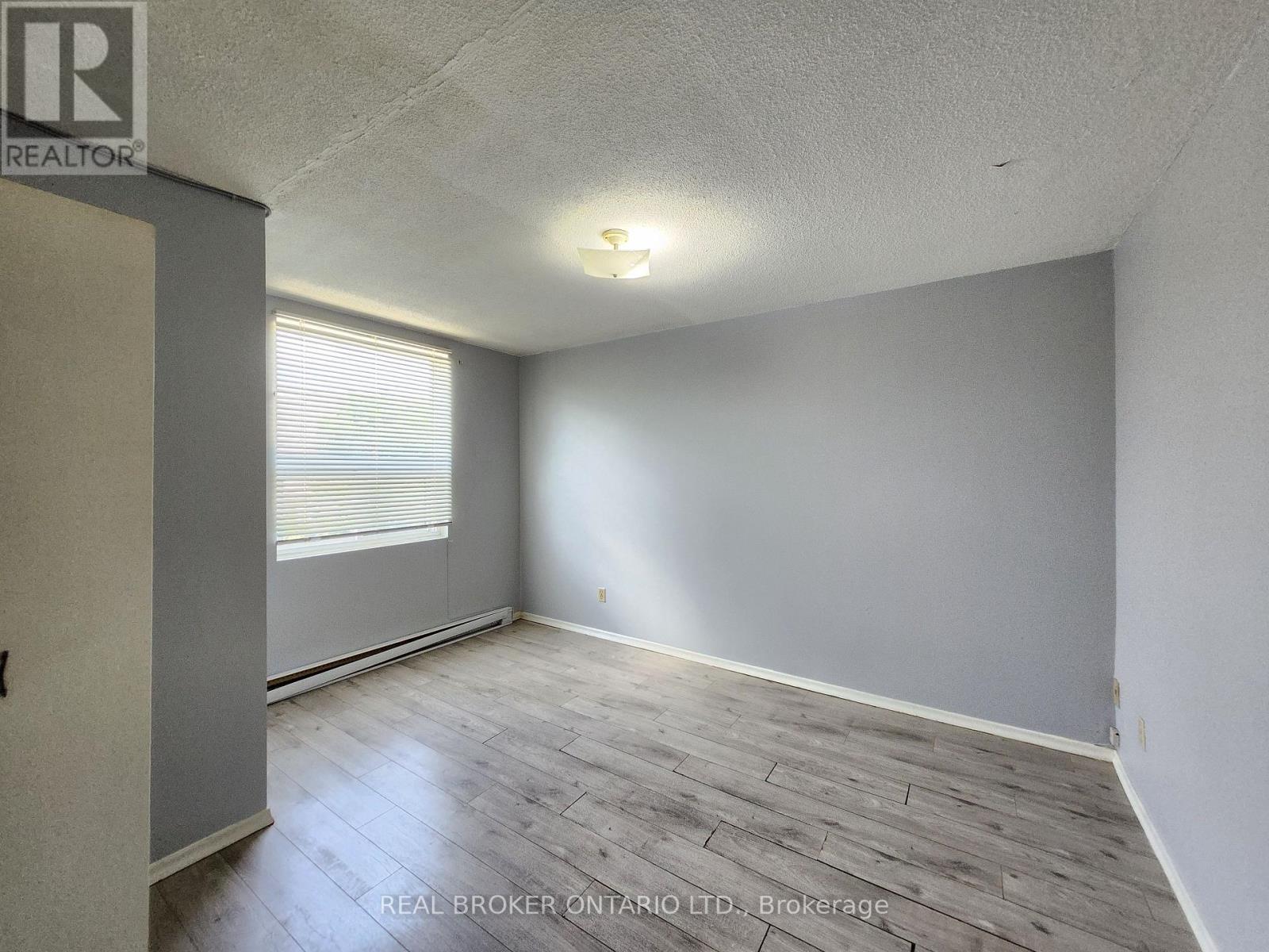 5130 Dundas Street W, Toronto, Ontario  M9A 1C2 - Photo 20 - W12294621