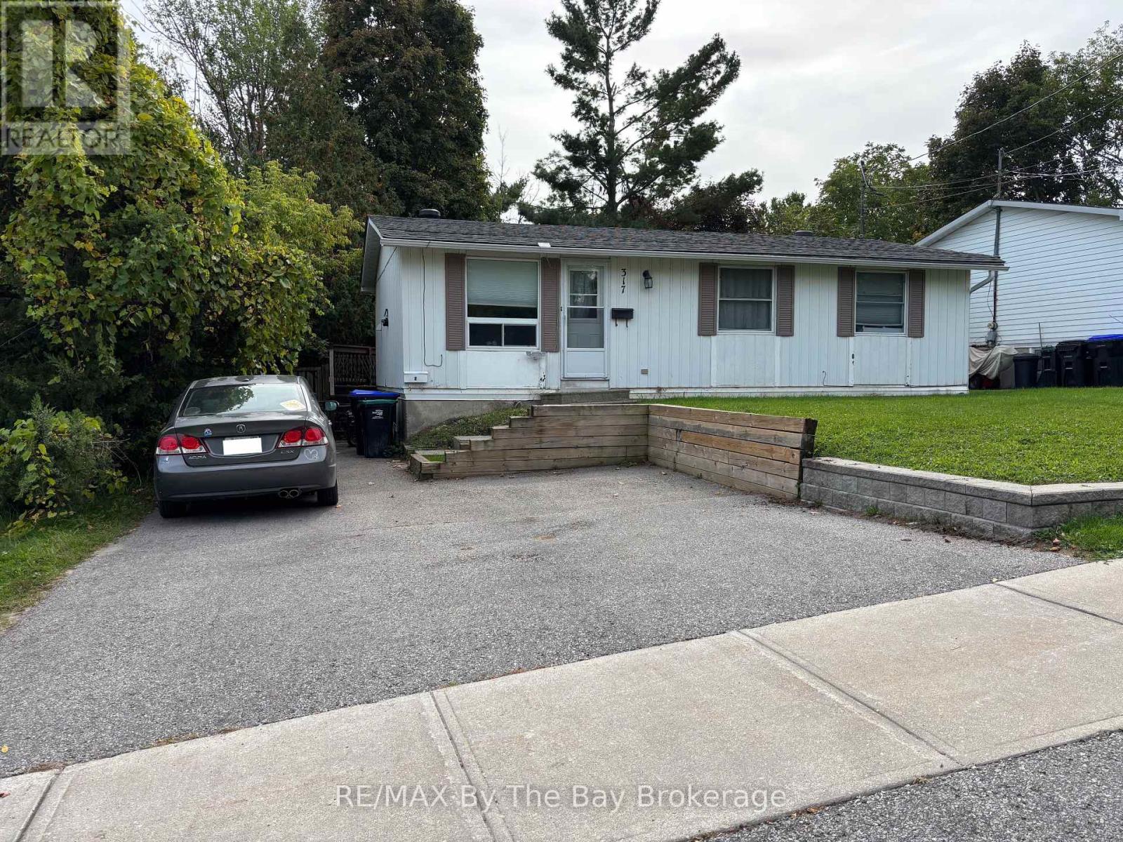 317 Hugel Avenue, Midland, Ontario  L4R 1T5 - Photo 6 - S12441589