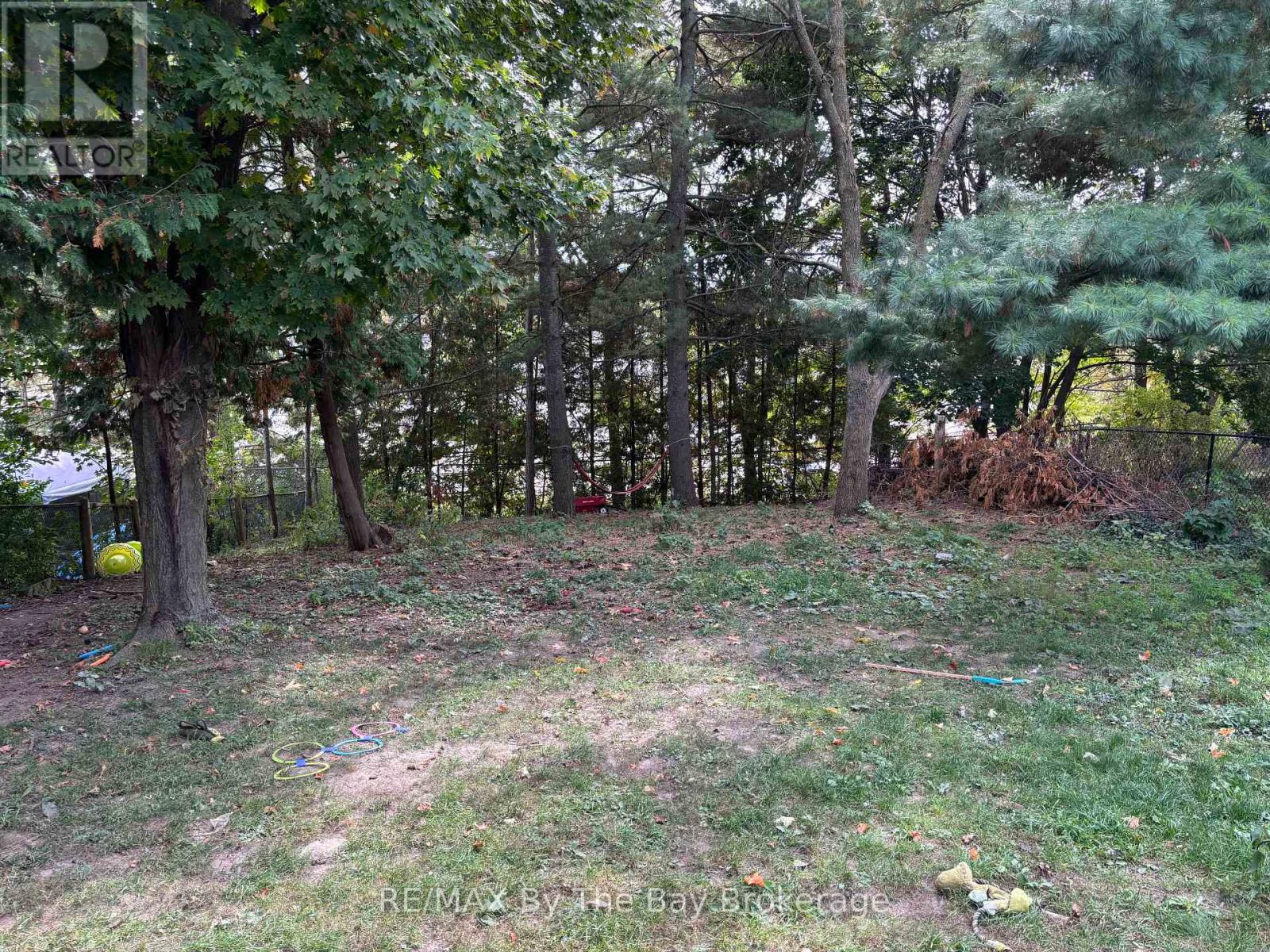 317 Hugel Avenue, Midland, Ontario  L4R 1T5 - Photo 4 - S12441589