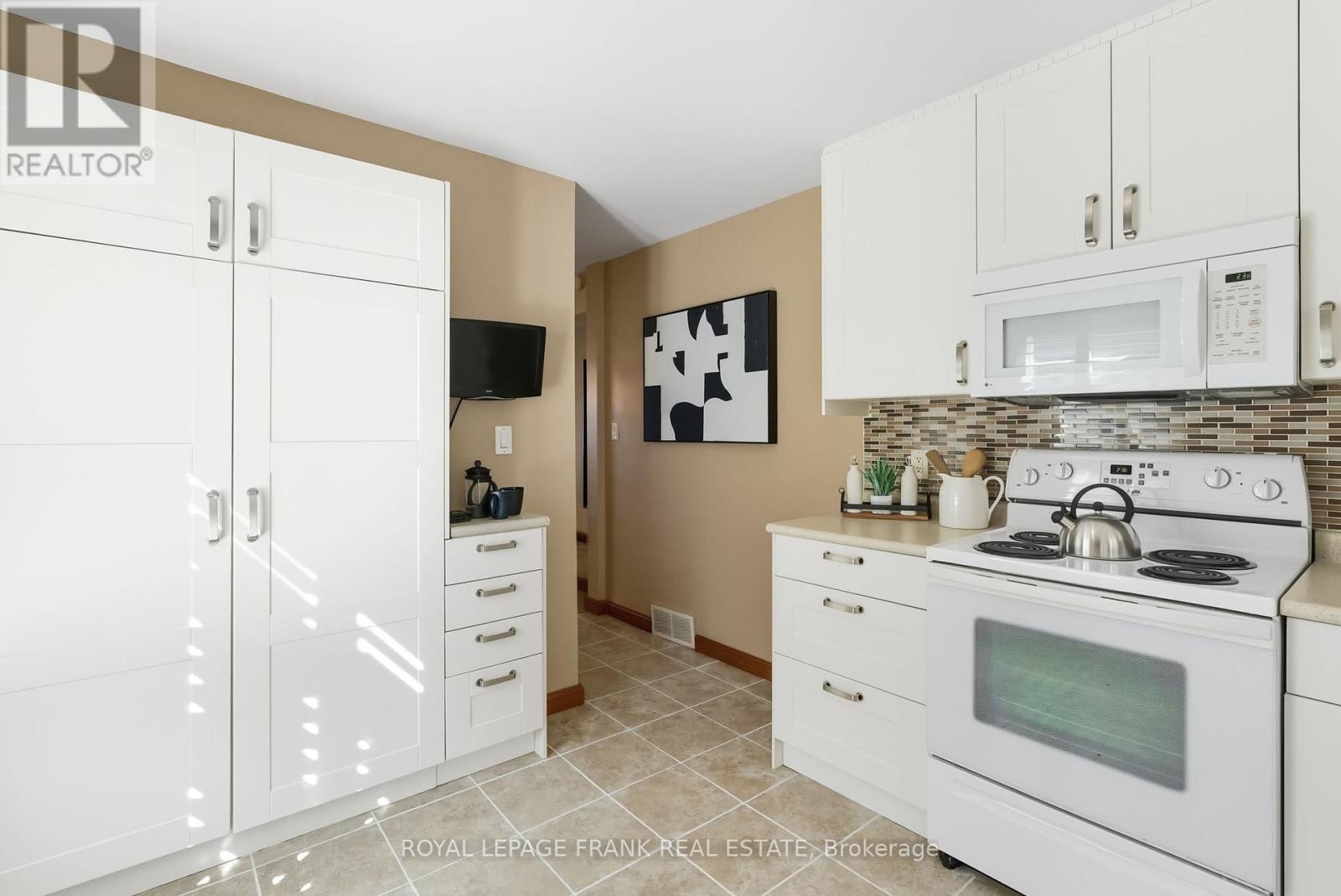 131 Jones Avenue, Oshawa, Ontario  L1G 3A3 - Photo 19 - E12442241