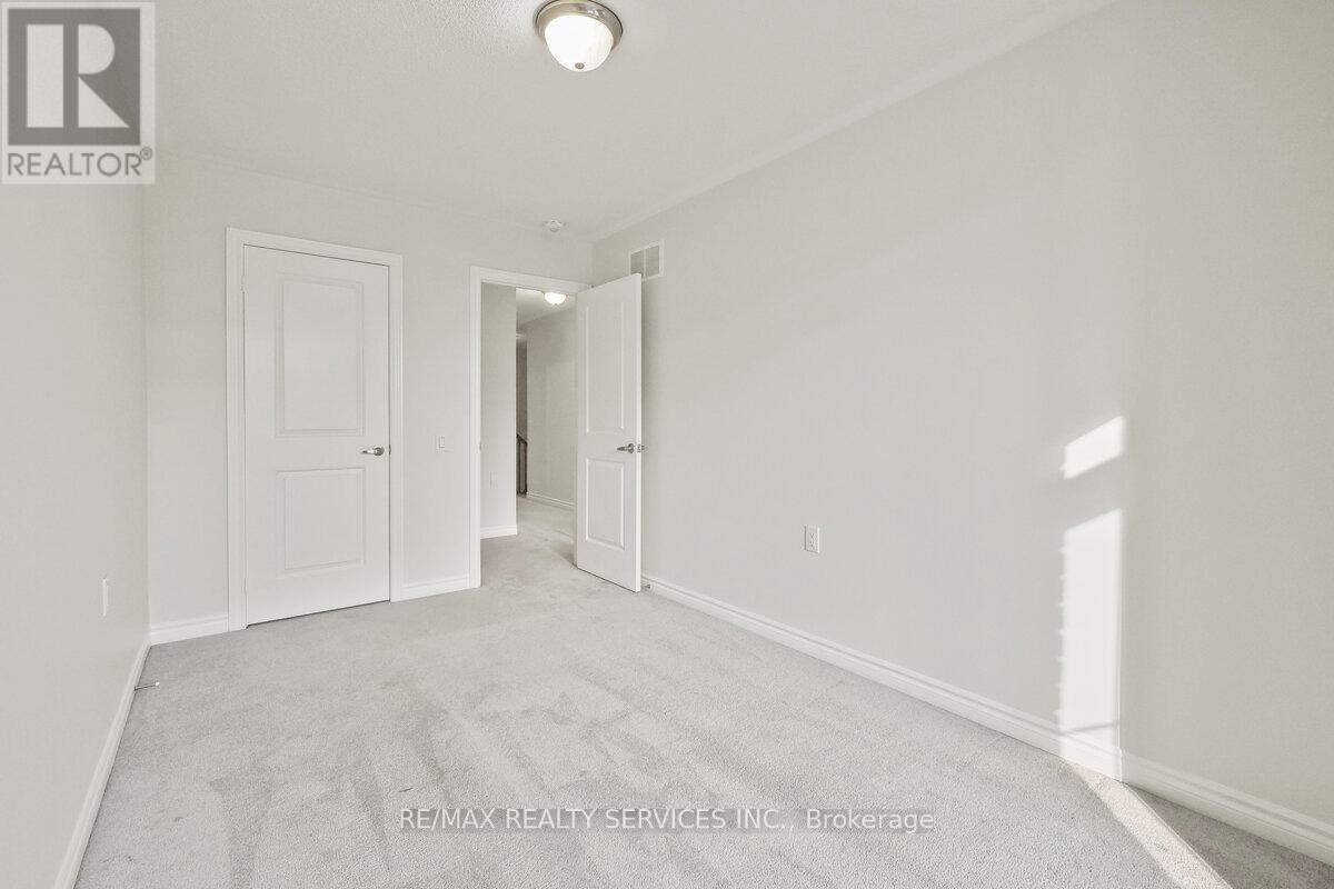 9 Phyllis Drive, Caledon, Ontario  L7C 4E3 - Photo 31 - W12442181
