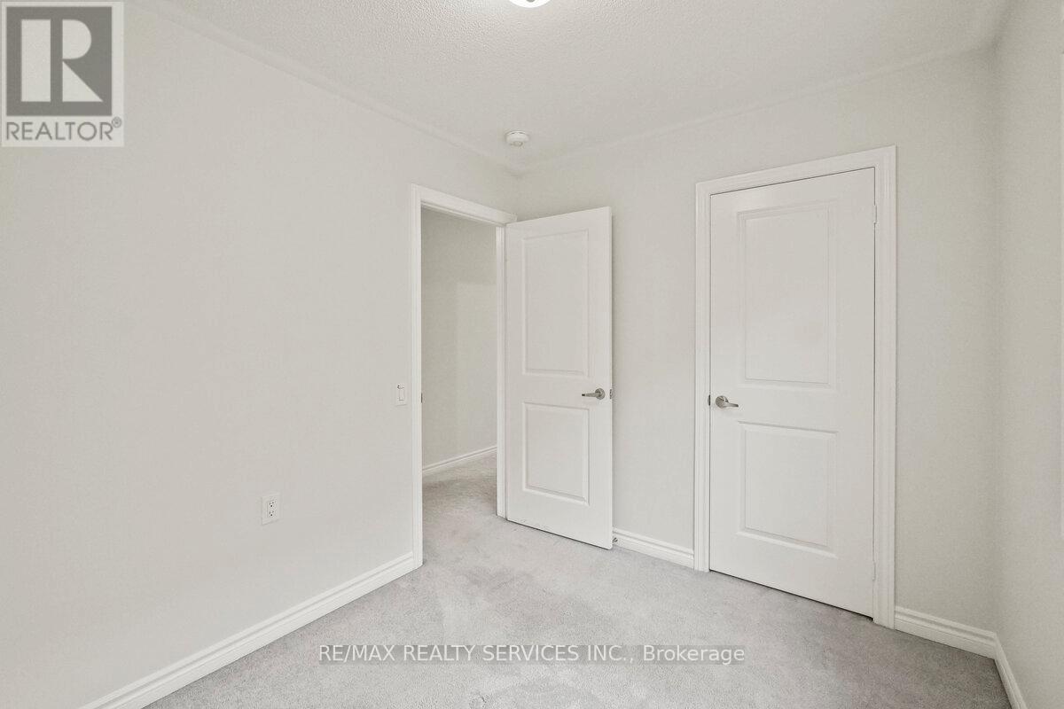 9 Phyllis Drive, Caledon, Ontario  L7C 4E3 - Photo 35 - W12442181