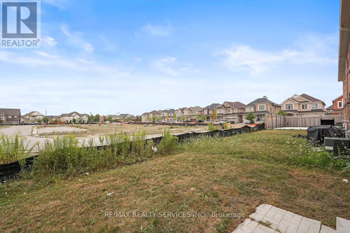 9 Phyllis Drive, Caledon, Ontario  L7C 4E3 - Photo 41 - W12442181