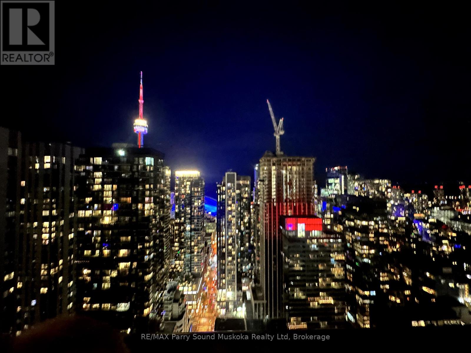 108 PETER STREET, Toronto, Ontario