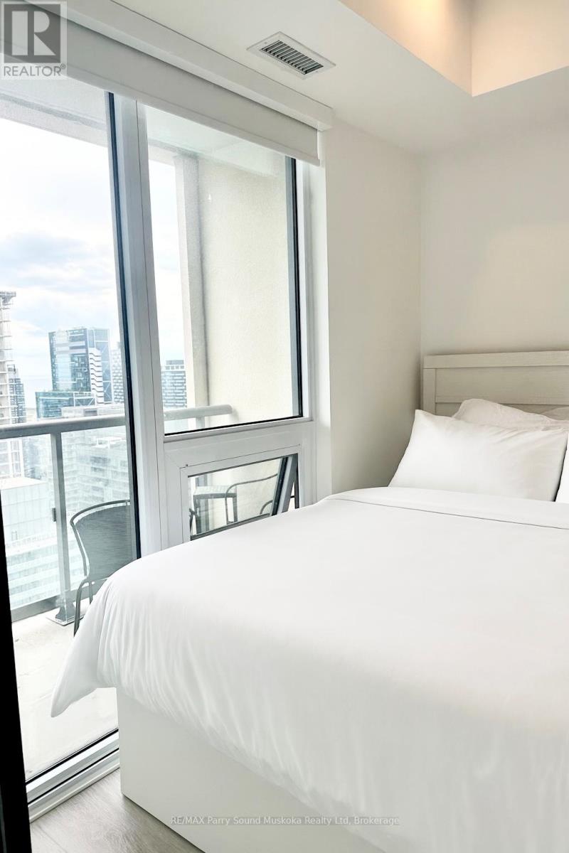 108 Peter Street, Toronto, Ontario  M5V 0W2 - Photo 10 - C12442313