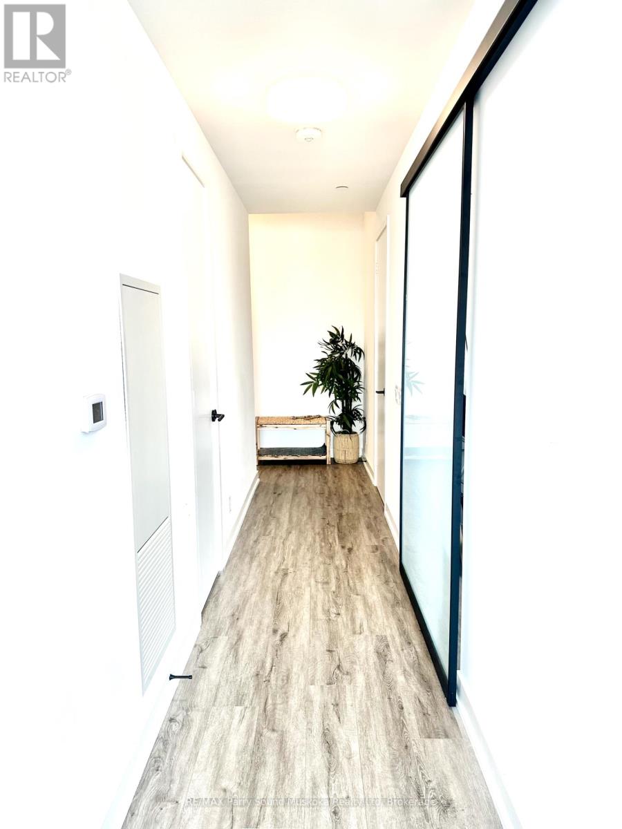 108 Peter Street, Toronto, Ontario  M5V 0W2 - Photo 15 - C12442313