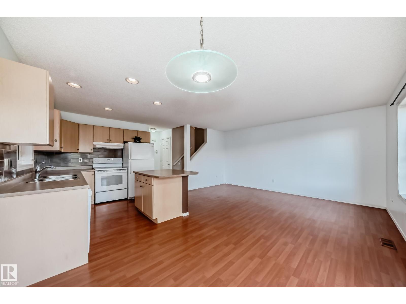 #34 2021 Grantham Co Nw, Edmonton, Alberta  T5T 6V7 - Photo 5 - E4459730