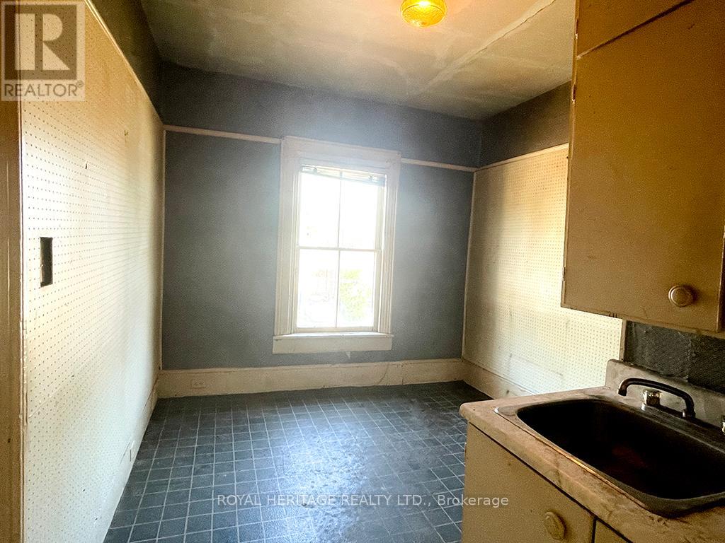 298 Charles Street, Belleville, Ontario  K8N 3M8 - Photo 27 - X12442294