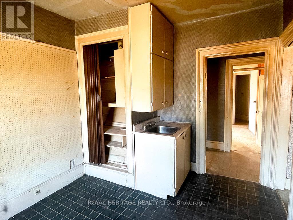 298 Charles Street, Belleville, Ontario  K8N 3M8 - Photo 28 - X12442294