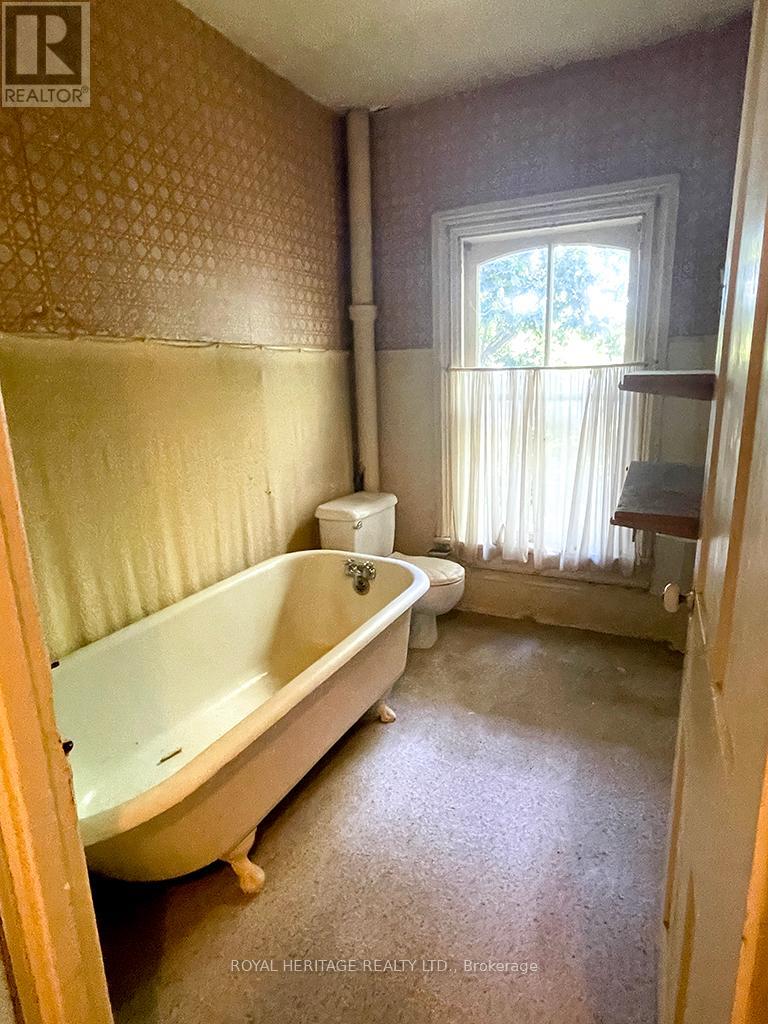 298 Charles Street, Belleville, Ontario  K8N 3M8 - Photo 38 - X12442294