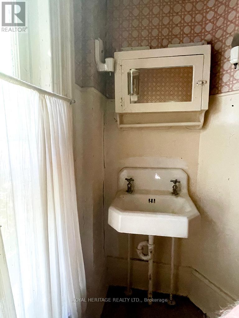 298 Charles Street, Belleville, Ontario  K8N 3M8 - Photo 39 - X12442294