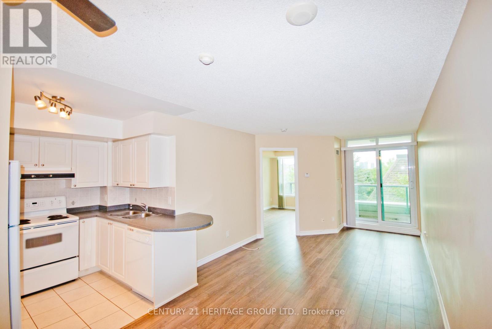 409 - 17 Barberry Place, Toronto, Ontario  M2K 3E2 - Photo 4 - C12381698