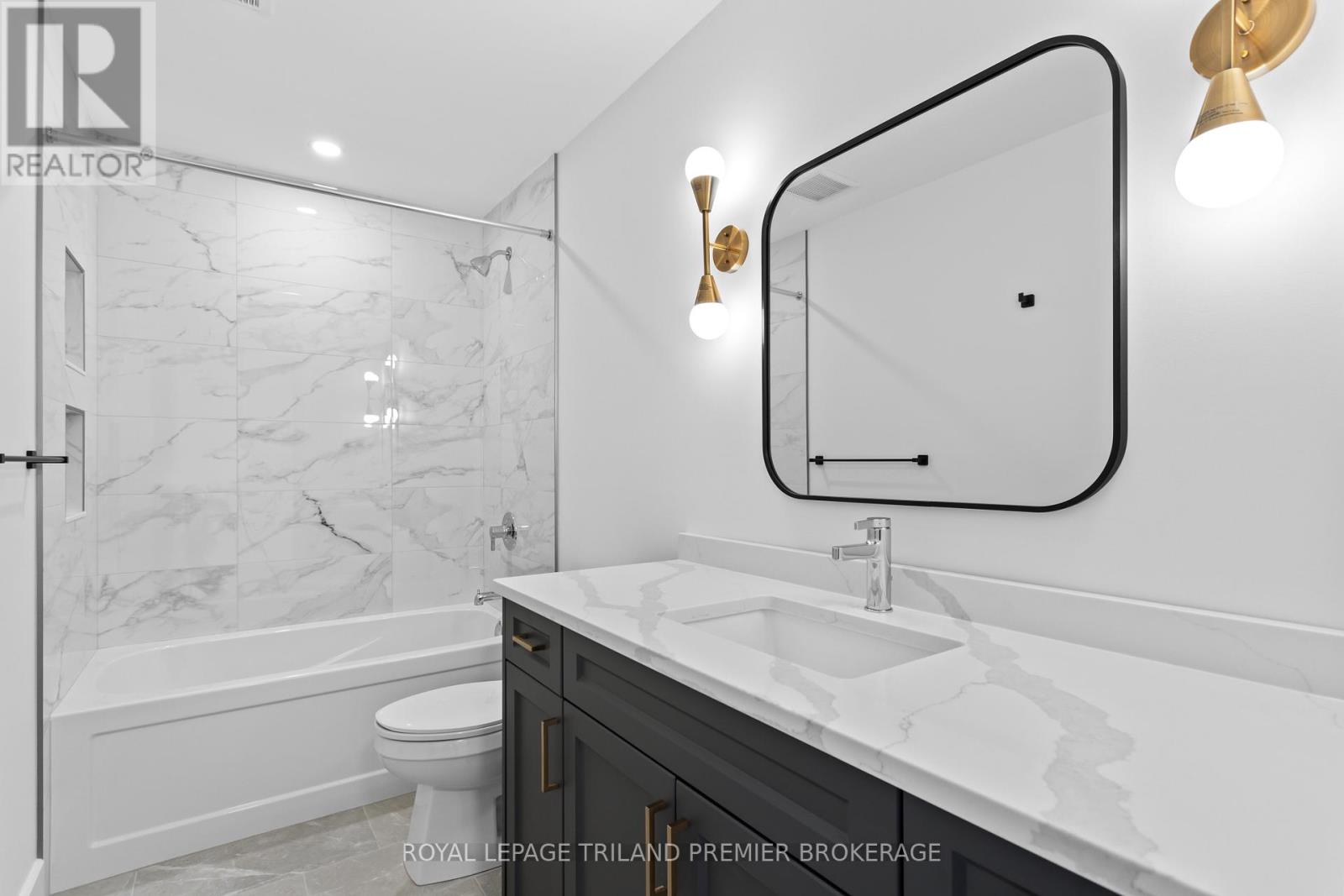 1378 Bush Hill Link, London North (North S), Ontario  N6G 0X6 - Photo 28 - X12442328